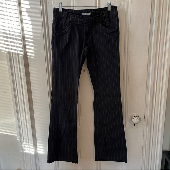 *SOLD* y2k low rise pants - Picture 5 of 6